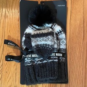Steve Madden hat and gloves set.
